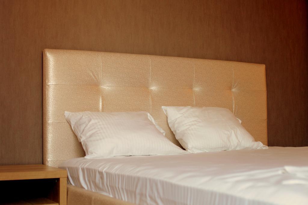 Hypnotique Otel Navodari Dış mekan fotoğraf