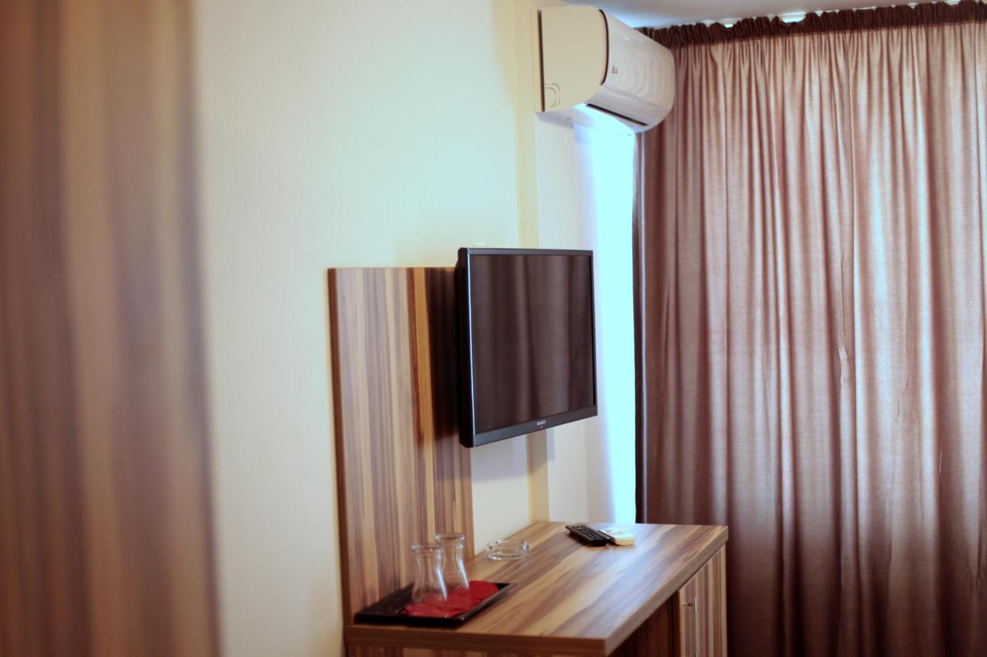 Hypnotique Otel Navodari Dış mekan fotoğraf